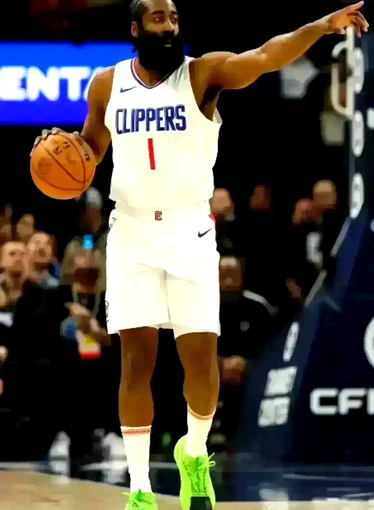 浓眉哥连续三场比赛得分超过惊险取胜，塞尔维亚队挑战极限！的简单介绍